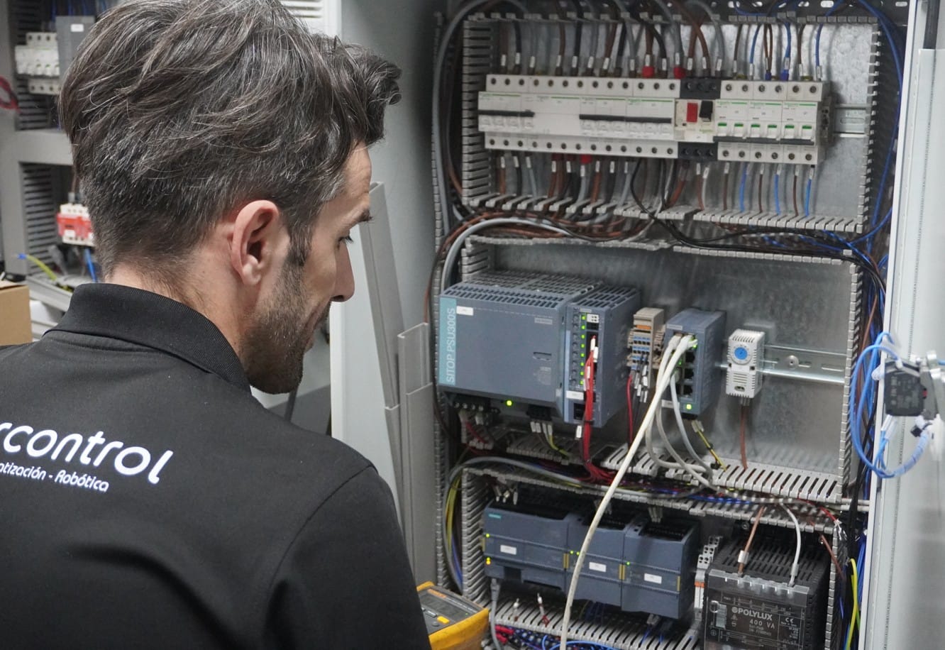 Soluciones tecnológicas e industriales de Surcontrol